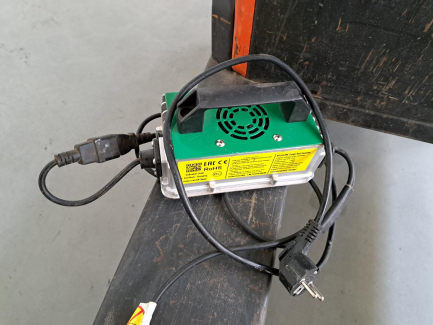 Zdjęcie przedmiotu: Wózek paletowy elektryczny BT Tyro LHE130