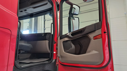 Zdjęcie przedmiotu: SCANIA R450 E6 20.1t LA 4x2 NA
