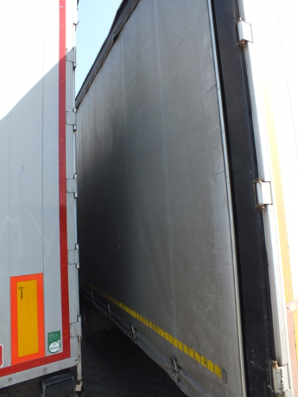 Zdjęcie przedmiotu: DAF LF FA 45.220 G08 4x2 Euro 5 + naczepa kurtynowa KONAR JG4