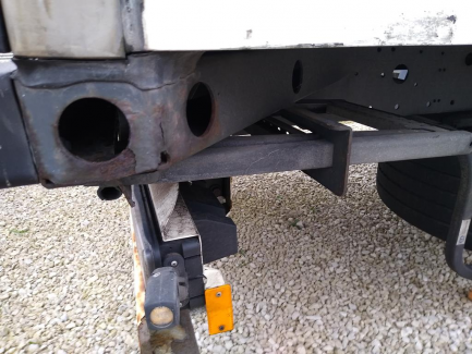 Zdjęcie przedmiotu: Krone SDR 27 refrigerator semi-trailer