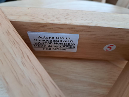 Zdjęcie przedmiotu: Wyposażenie restauracji (krzesła, stoliki, parasole, leżaki)