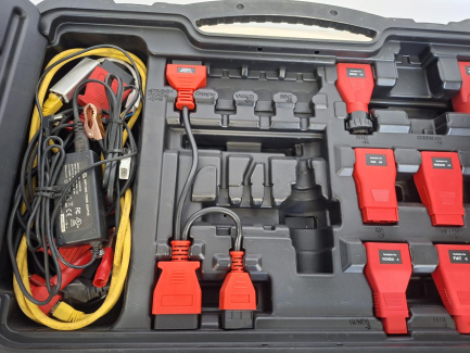 Zdjęcie przedmiotu: Діагностичний тестер AUTEL MaxiSys 908S PRO