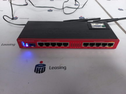 Zdjęcie przedmiotu: IT Equipment Kit (15.6" All-In-One Pos Dual Screen Computer, Cash Drawer, MikroTik, UPS)