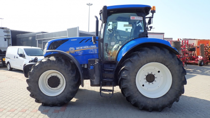 Zdjęcie przedmiotu: NEW HOLLAND T7.230 AutoCommand agricultural tractor