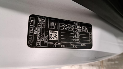 Zdjęcie przedmiotu: Ford Transit Custom 320 2.0 TDCi L2 Trend E6.2 3.2t