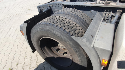 Zdjęcie przedmiotu: Iveco AS440T/P 4x2 Hi-Way