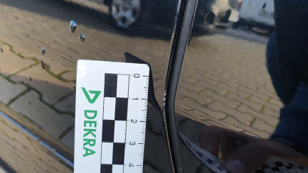 Zdjęcie przedmiotu: Mercedes-benz E 300