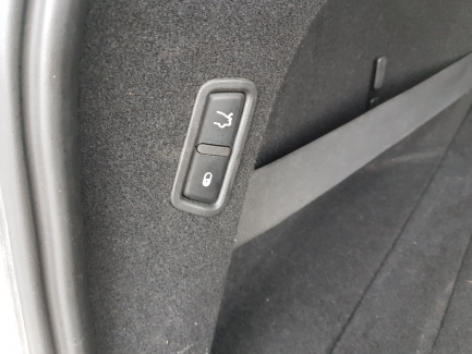 Zdjęcie przedmiotu: Maserati Levante