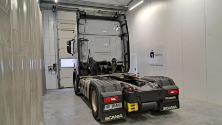 Zdjęcie przedmiotu: SCANIA R460 Super E6 18.0t 4x2 NB