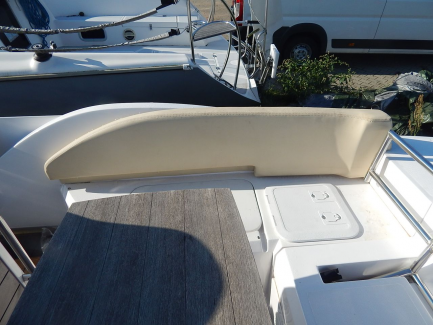 Zdjęcie przedmiotu: Jacht motorowy KEY LARGO 27 EFB