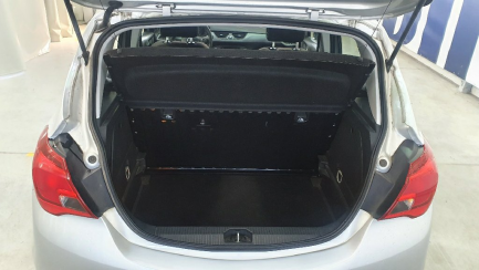 Zdjęcie przedmiotu: Opel CORSA-E Hatchback