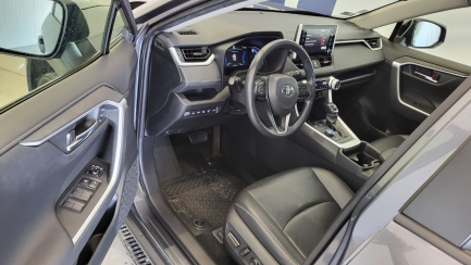 Zdjęcie przedmiotu: Toyota RAV4 2.5 Hybrid Executive 4x4