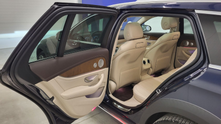 Zdjęcie przedmiotu: Mercedes-Benz E 220 d 4-Matic All-Terrain