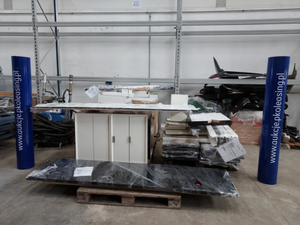 Zdjęcie przedmiotu: Обладнання магазину - меблі (каса, шафа для книг, кубики з висувними ящиками, фронтальні меблі)