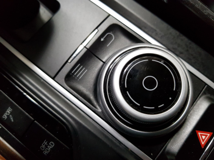 Zdjęcie przedmiotu: Maserati Levante