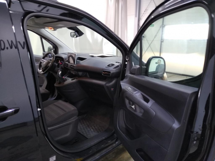 Zdjęcie przedmiotu: Opel Combo Life Essentia S&S