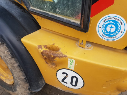 Zdjęcie przedmiotu: Ładowarka kołowa CATERPILLAR 908H2