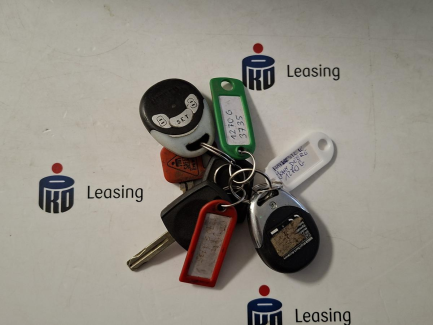 Zdjęcie przedmiotu: Комбайн JOHN DEERE 1270G