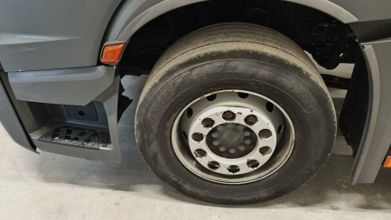 Zdjęcie przedmiotu: Mercedes-Benz Actros 1845 LS E6 18.0t Tampering with the odometer reading