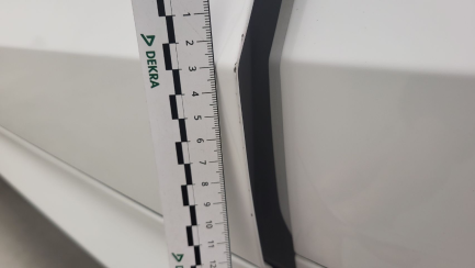 Zdjęcie przedmiotu: Volvo XC60 D4 SCR AWD Momentum aut