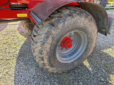 Zdjęcie przedmiotu: UNIA RCW 45 fertilizer spreader