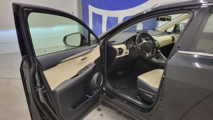 Zdjęcie przedmiotu: Lexus NX 300 F Impression AWD