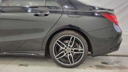 Zdjęcie przedmiotu: Mercedes-Benz CLA 200 7G-DCT AMG Line