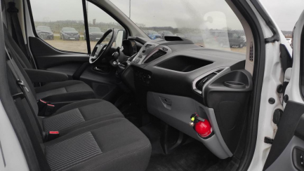 Zdjęcie przedmiotu: Ford Transit E5 3.3t L2 Trend