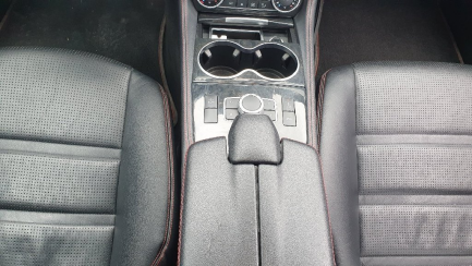 Zdjęcie przedmiotu: Mercedes-benz CLS550 sedan