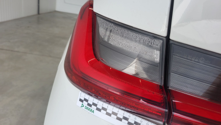 Zdjęcie przedmiotu: BMW 318i Sport Line aut