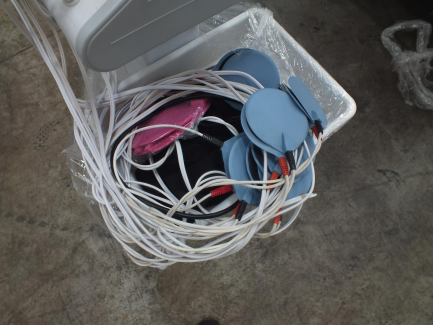 Zdjęcie przedmiotu: A device for body electrostimulation