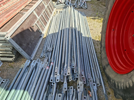 Zdjęcie przedmiotu: Elementy rusztowań elewacyjnych systemu DELTA 70