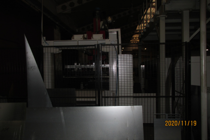 Zdjęcie przedmiotu: SALVAGNINI P2 Performer bending center - a CNC device designed for bending metal sheets up to 2 mm thick.