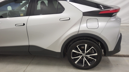 Zdjęcie przedmiotu: Toyota C-HR 1.8 Hybrid Style