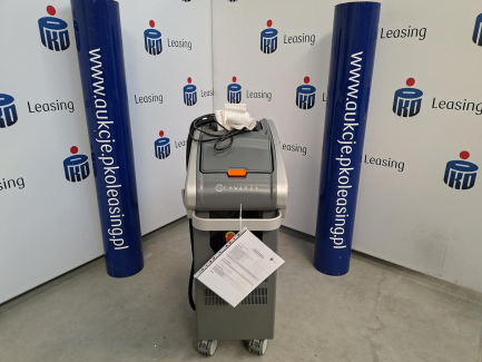 Медичний пристрій DEKA SCHWARZY, що використовує електромагнітні поля для нарощування м'язів та формування тіла