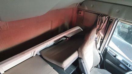 Zdjęcie przedmiotu: Iveco AS440T/P 4x2 Hi-Way