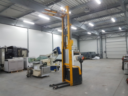 Zdjęcie przedmiotu: W&oacute;zek widłowy Jungheirich EJC 214 115 535 DZ