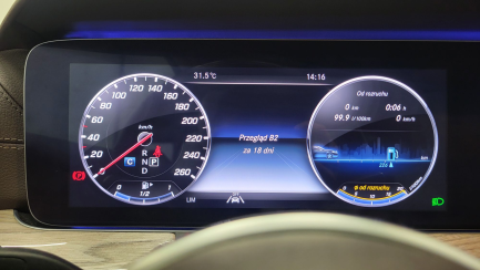 Zdjęcie przedmiotu: Mercedes-benz E 220 d Coupe 4-Matic 9G-TRONIC