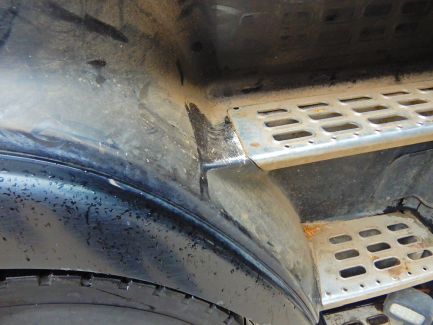 Zdjęcie przedmiotu: AUCTION OF THE DAY Volvo FH 16 700 6x4 Globetrotter Euro 5 with BERGS FOGEN timber body with JONSERED 1080 crane