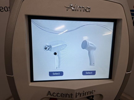 Zdjęcie przedmiotu: Urządzenie medyczne ALMA Accent Prime przeznaczone do zabieg&oacute;w ujędrniających sk&oacute;rę i modelujących ciało, w tym modelowanie ciała i twarzy, redukcja cellulitu, ujędrnianie i odmładzanie sk&oacute;ry