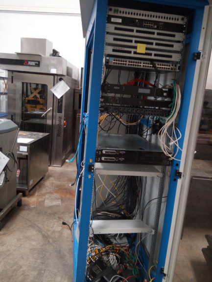 Zdjęcie przedmiotu: PACKAGE AUCTION Multimedia set (TV sets, tablets, cameras)