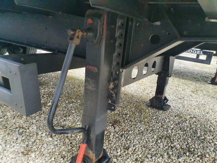 Zdjęcie przedmiotu: KOGEL S24-1 curtain semitrailer