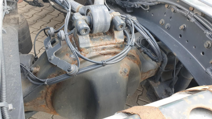 Zdjęcie przedmiotu: Iveco AS440T/P 4x2 Hi-Way