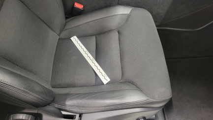 Zdjęcie przedmiotu: Volvo XC60 D4 SCR AWD Momentum aut