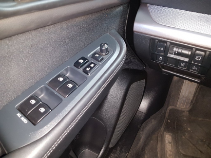 Zdjęcie przedmiotu: Subaru Legacy 2.0 D Comfort AT