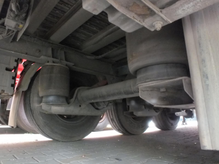 Zdjęcie przedmiotu: KRAKER CF-Z CF200 moving floor semi-trailer