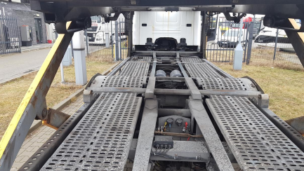 Zdjęcie przedmiotu: PACKAGE AUCTION SCANIA P 380 LB4x2 MLB + Silver Car trailer SRBU 62