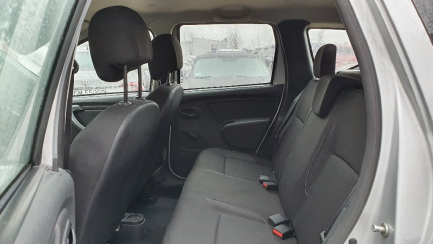 Zdjęcie przedmiotu: Dacia Duster Kombi 1.6 SCe Ambiance 4x4 