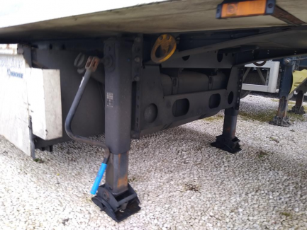 Zdjęcie przedmiotu: Krone SDR 27 refrigerator semi-trailer