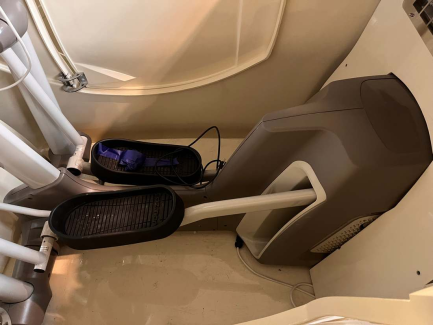 Zdjęcie przedmiotu: A cosmetic device used for body shaping STUDIO FIGURA Swan Shaper